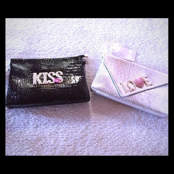 KISS Metallic Clutch, Wristlet, or C-Body. - Picture 1 of 5